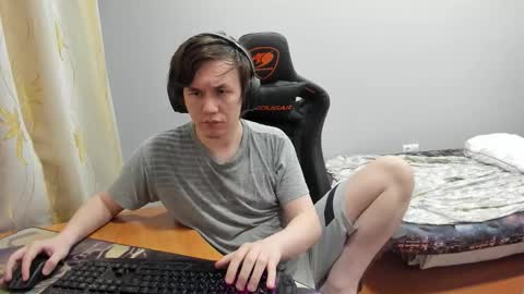 iliaskris online show from September 18, 4:20 pm