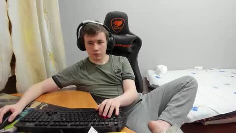 iliaskris online show from January 7, 5:37 pm