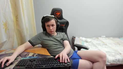 iliaskris online show from February 2, 11:14 pm