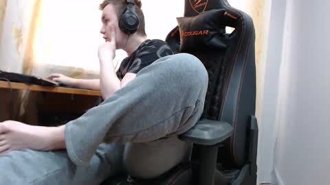 lord online show from November 21, 7:40 am