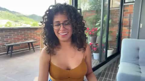 Snapshot of illaroom chatting on February 26, 7:49 pm Kloe online show from February 26, 7:49 pm