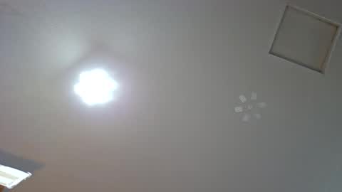 illcomunicate69 online show from October 22, 3:18 am
