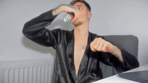 D-Illusion online show from November 18, 11:47 am