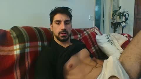 Snapshot of ilmangj90 chatting on December 19, 9:18 am ilmangj90 online show from December 19, 9:18 am