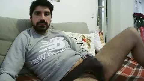 Snapshot of ilmangj90 chatting on December 16, 10:09 am ilmangj90 online show from December 16, 10:09 am