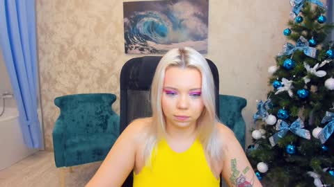 Roxy online show from December 22, 7:31 pm