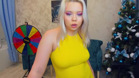 Roxy online show from December 22, 11:09 pm