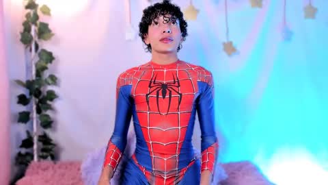 Alejo independent model   online show from April 5, 2:20 am