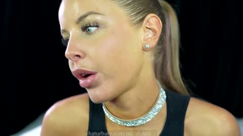 Snapshot of im_aleksa chatting on January 31, 12:40 pm Aleksa online show from January 31, 12:40 pm