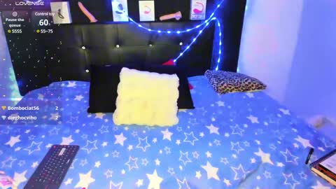 Snapshot of im_angels7 chatting on January 22, 5:59 am Angela online show from January 22, 5:59 am