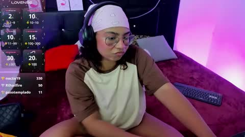 Snapshot of im_angels7 chatting on February 21, 5:13 am Angela online show from February 21, 5:13 am