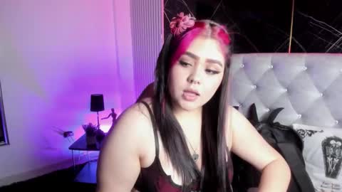 im_bunny__ online show from January 9, 11:35 am