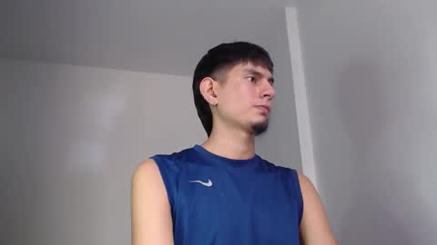 Snapshot of im_davo23 chatting on November 10, 6:18 pm Davo online show from November 10, 6:18 pm