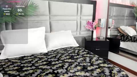 Snapshot of im_gaia chatting on January 22, 1:11 pm Im Gaia online show from January 22, 1:11 pm