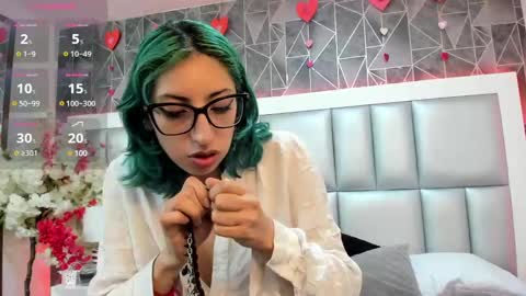 Snapshot of im_gaia chatting on February 20, 1:19 pm Im Gaia online show from February 20, 1:19 pm