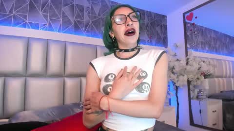 Snapshot of im_gaia chatting on March 12, 1:30 pm Im Gaia online show from March 12, 1:30 pm