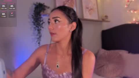 Isa online show from September 18, 10:01 pm