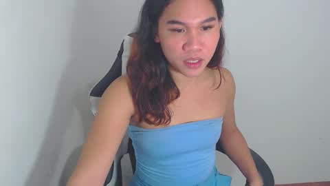 im_love_one69 online show from November 1, 9:50 pm