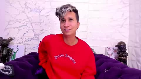 im_milan_rs online show from February 1, 10:26 am