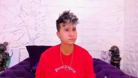 Snapshot of im_milan_rs chatting on February 19, 6:44 am im_milan_rs online show from February 19, 6:44 am