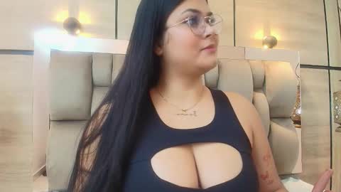 im mou  online show from September 11, 12:38 pm