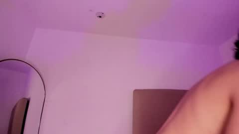 Perseo - Help me with 50 thumbs up online show from February 22, 10:30 pm