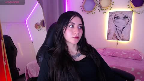 Snapshot of im_rosse_ chatting on November 18, 6:34 pm Jade Rosse online show from November 18, 6:34 pm