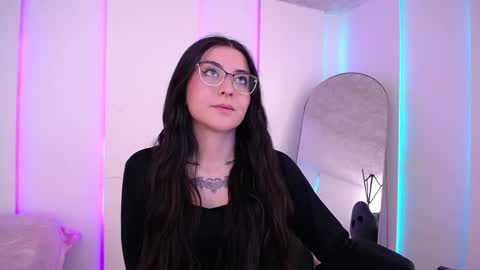 Snapshot of im_rosse_ chatting on February 19, 7:10 pm Jade Rosse online show from February 19, 7:10 pm