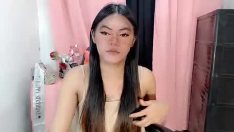 Snapshot of im_yourfairyannaxx chatting on October 12, 8:24 am im_yourfairyannaxx online show from October 12, 8:24 am