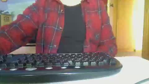 Snapshot of imaussiechris chatting on November 2, 10:34 pm Aussie Guy online show from November 2, 10:34 pm