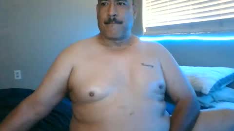 imbackmandosuknw online show from November 24, 5:34 pm