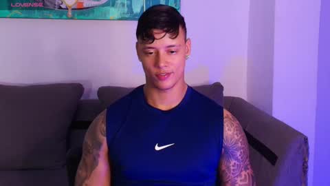 Snapshot of imconor chatting on November 8, 9:46 pm imconor online show from November 8, 9:46 pm