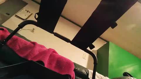 Snapshot of imi4u2c chatting on March 4, 9:04 am IMI4U2C online show from March 4, 9:04 am