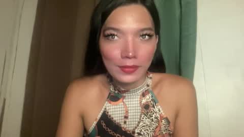 Snapshot of imjustasluttyintownxxx chatting on May 25, 7:58 am Mika online show from May 25, 7:58 am