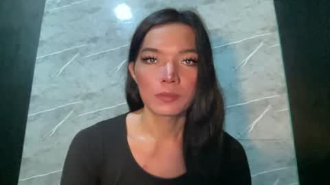 Snapshot of imjustasluttyintownxxx chatting on June 1, 8:38 am Mika online show from June 1, 8:38 am