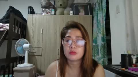 Snapshot of immaculate02 chatting on December 30, 3:58 am Immaculate02 online show from December 30, 3:58 am