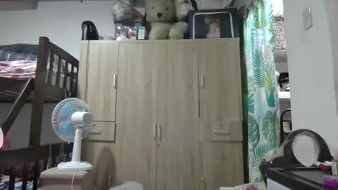 Snapshot of immaculate02 chatting on February 9, 5:29 am Immaculate02 online show from February 9, 5:29 am