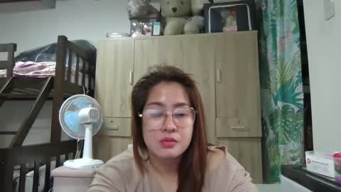 Snapshot of immaculate02 chatting on February 28, 6:54 am Immaculate02 online show from February 28, 6:54 am