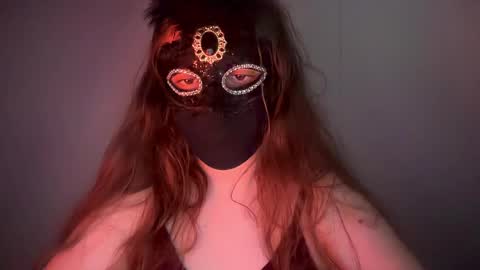 Miss Amelie online show from March 10, 7:32 am