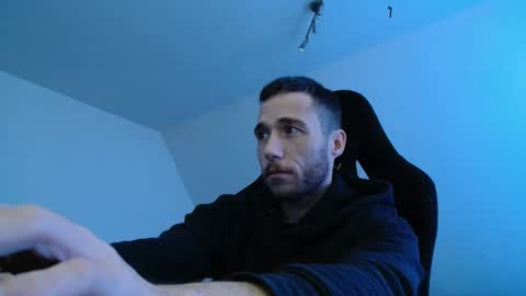 Flummi online show from October 23, 11:57 pm