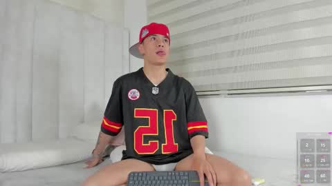 Snapshot of imxjoel chatting on October 26, 3:45 am Joel online show from October 26, 3:45 am