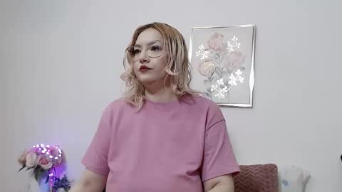 Ina online show from November 6, 3:40 am