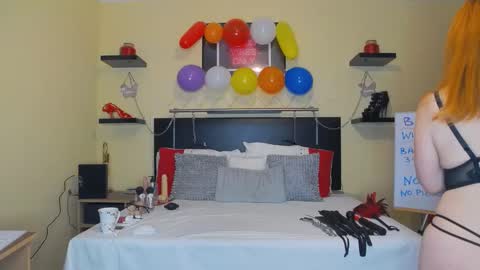 inannalove online show from March 6, 7:32 pm