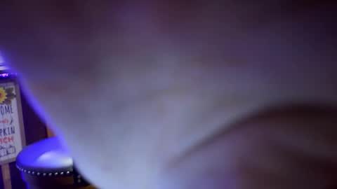 Snapshot of incognitocameltoe chatting on October 16, 9:27 pm incognitocameltoe online show from October 16, 9:27 pm