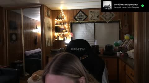 Snapshot of incognitoqueen chatting on January 7, 4:29 am Carter online show from January 7, 4:29 am