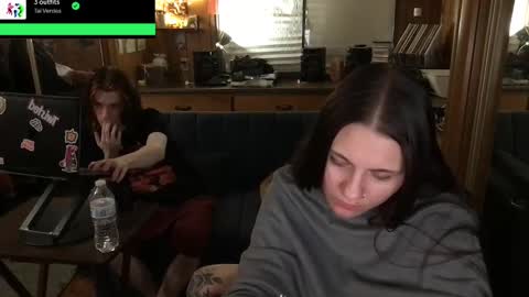 Snapshot of incognitoqueen chatting on October 2, 4:52 am Carter online show from October 2, 4:52 am