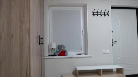 Snapshot of increible_della chatting on September 18, 6:10 pm Della online show from September 18, 6:10 pm