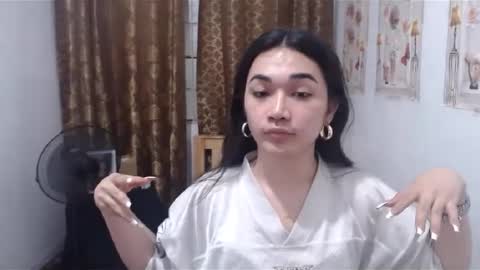 indestructabletrixie online show from January 21, 8:19 am