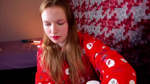 Snapshot of indian_summer_ chatting on December 6, 9:57 pm Melissa No Baby or bb sexy etc... online show from December 6, 9:57 pm