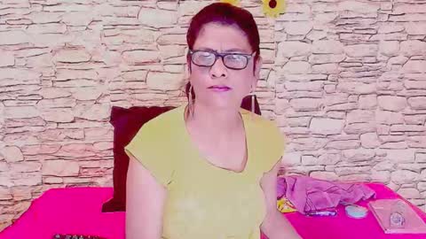 Femiez online show from March 24, 5:34 am